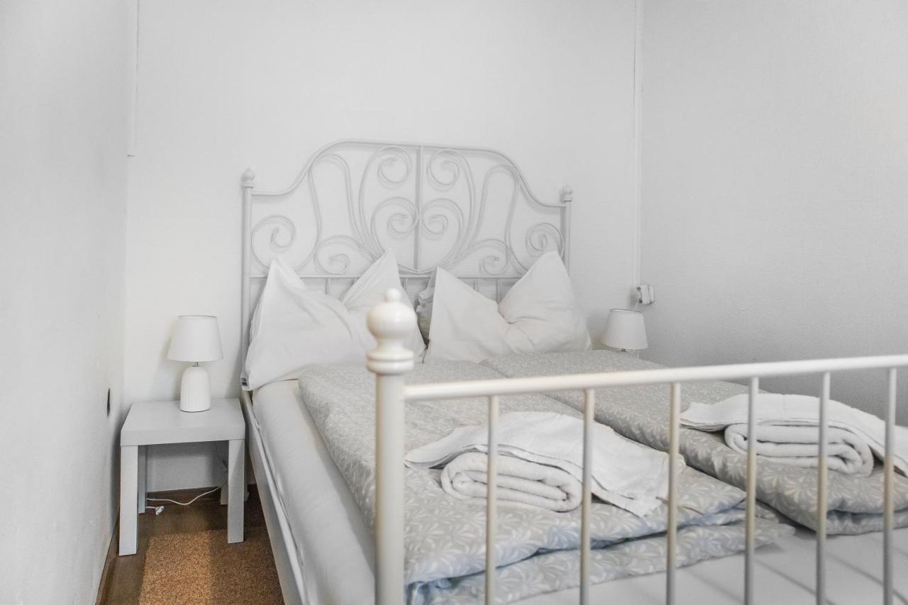 Adorable 2Br Apt. Near Millenium Tower And Danube Appartement Wenen Buitenkant foto
