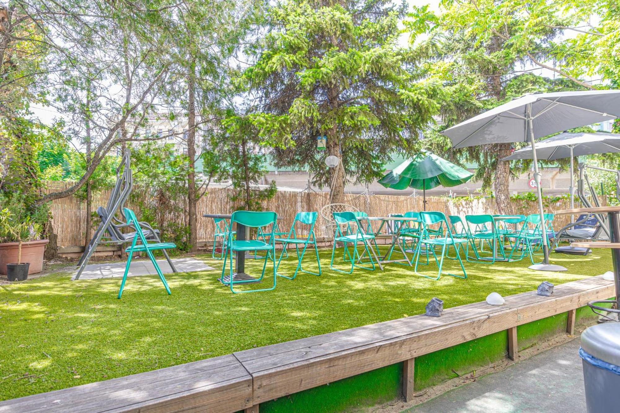 Adorable 2Br Apt. Near Millenium Tower And Danube Appartement Wenen Buitenkant foto